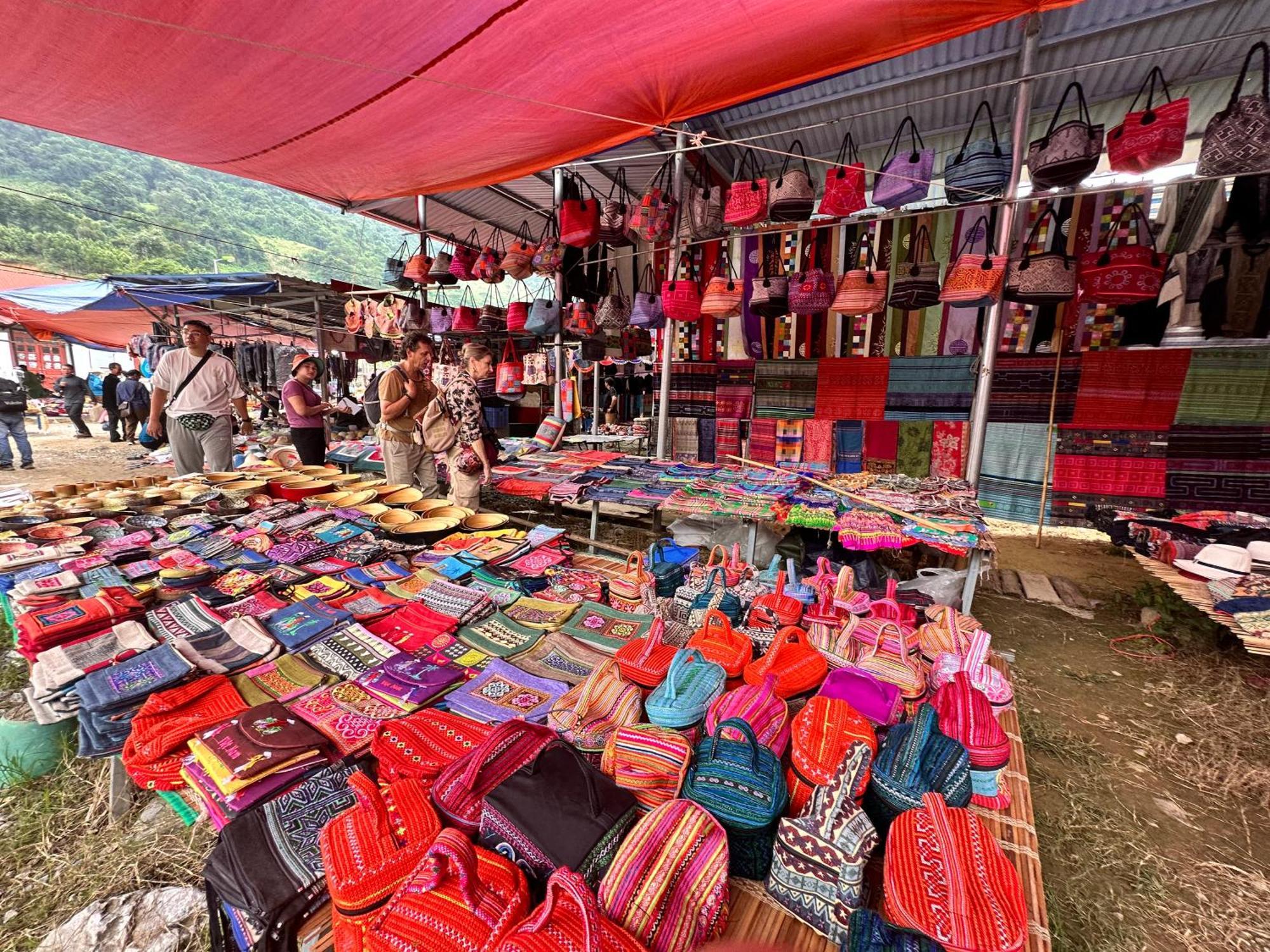 Bac Ha Lodge Retreat المظهر الخارجي الصورة